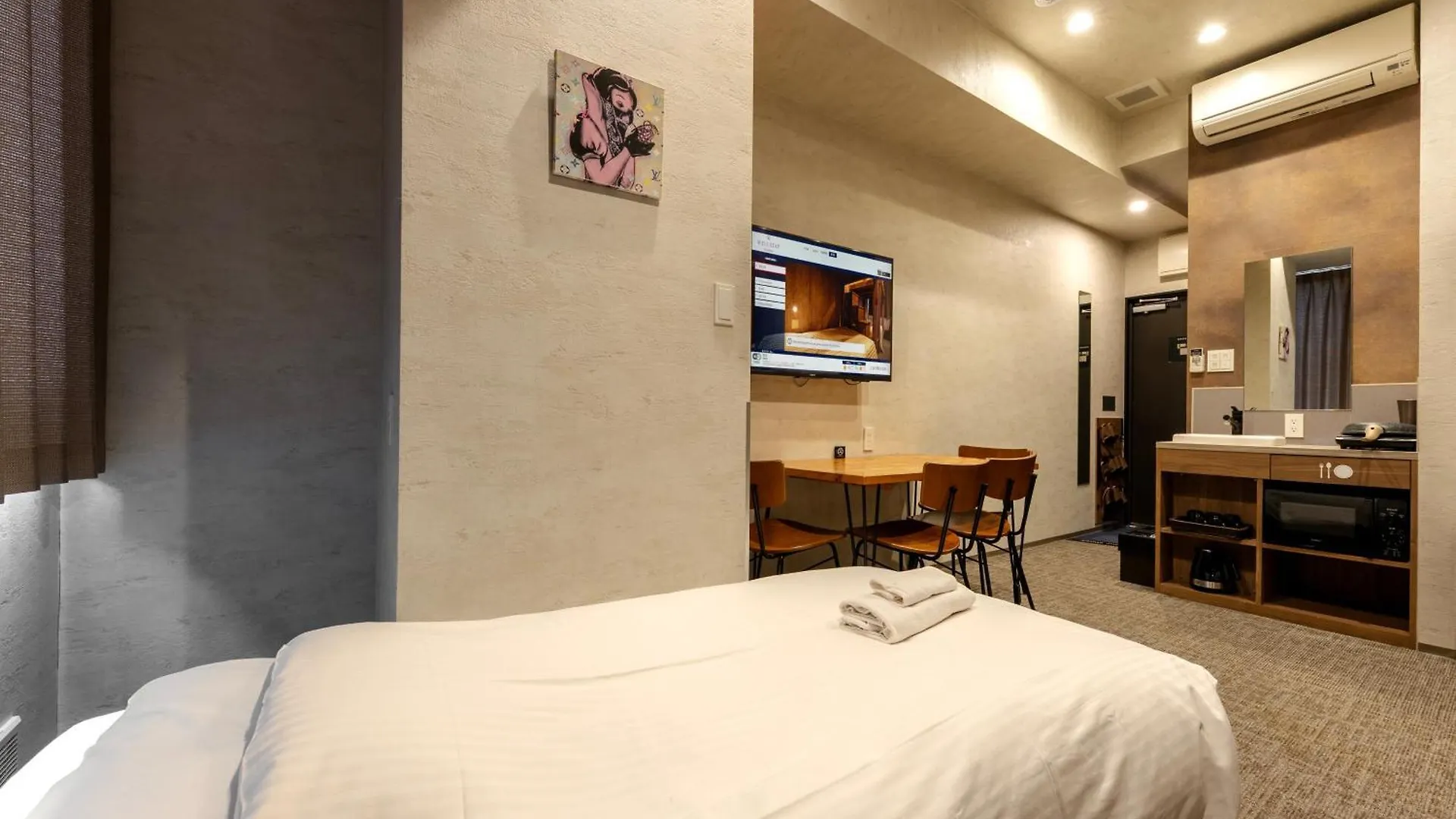 Wellstay Namba Osaca 3*,  Japão
