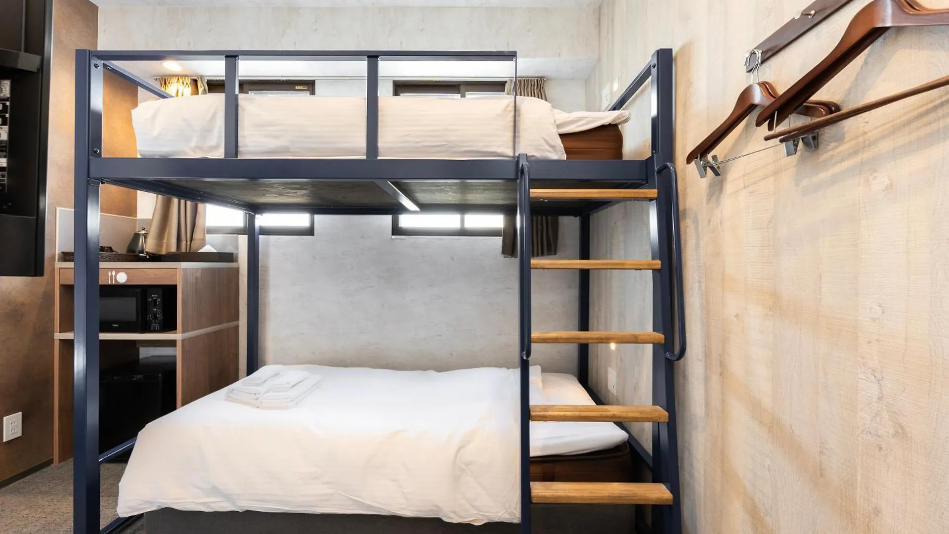 Wellstay Namba Osaca Hotel